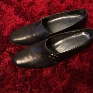 Black dress to casual shoes